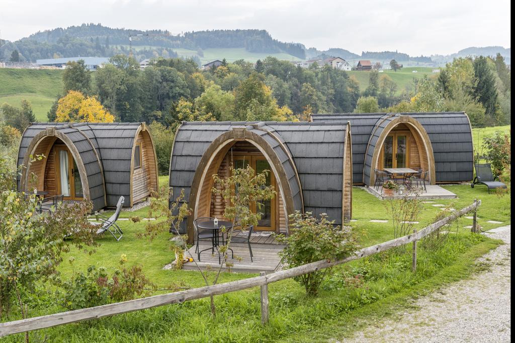 B&B Hofgenuss Ganterschwil Exterior foto